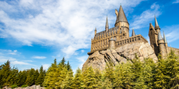 Zamkowe tajemnice. Niezwykłe historie z przeszłości